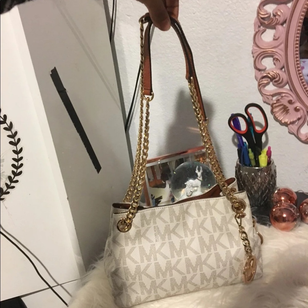 Michael Kors purse